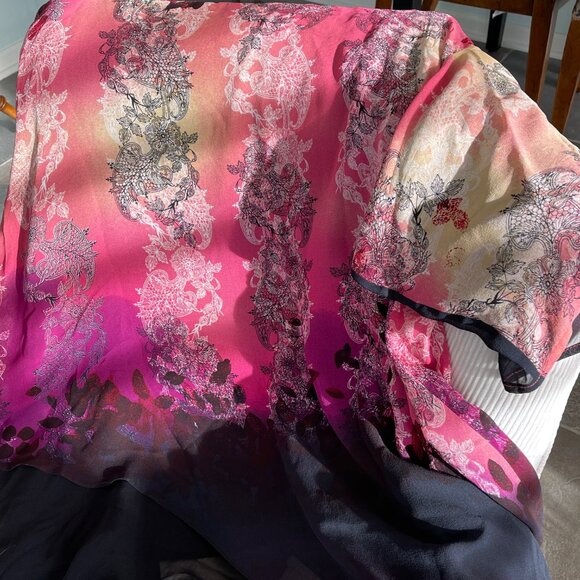 Citron Santa Monica Pullover Blouse - Picture 2 of 7